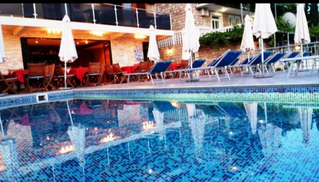Apartments Dragisic Sveti Stefan Zewnętrze zdjęcie